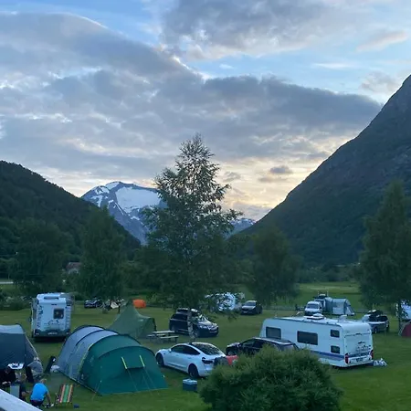 Nygard Kemping 3*