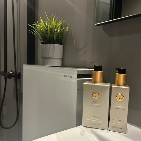 Nygard 3* イェラ